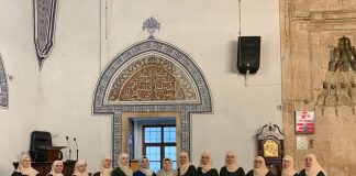 11 nxënëse përfundojnë me sukses leximin e Kuranit