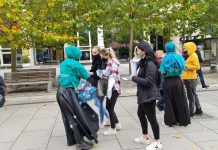 KBI Prishtinë së bashku me studentët e FSI-së, shpërndan hadithe në kryeqytet